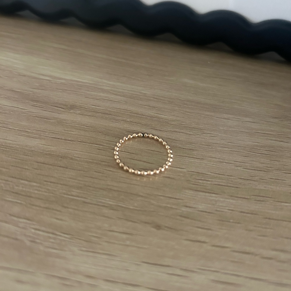 Enewton ring